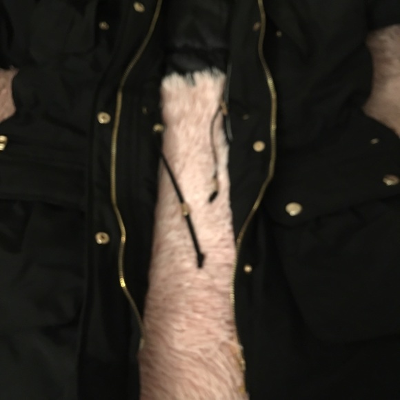 BEBE Winter Coat. Get it Early - Picture 9 of 11